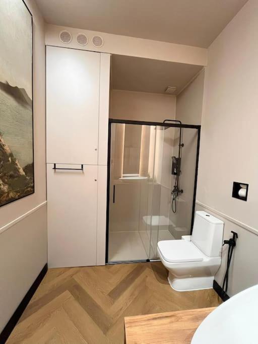 בוקרשט Littlehouse- Entire Property For Maximum 4 People מראה חיצוני תמונה